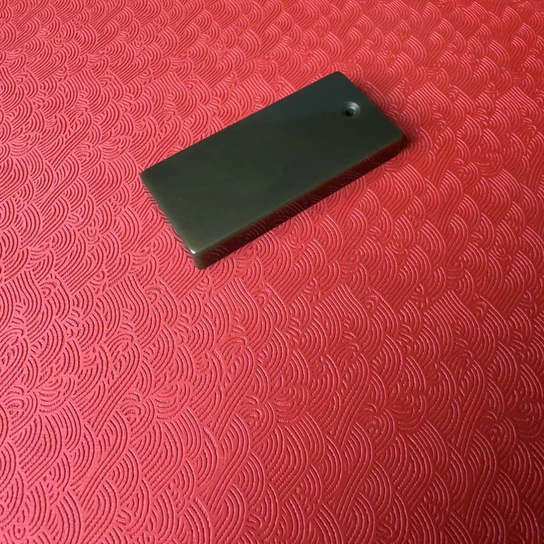 白***低和田玉未镶嵌颈饰