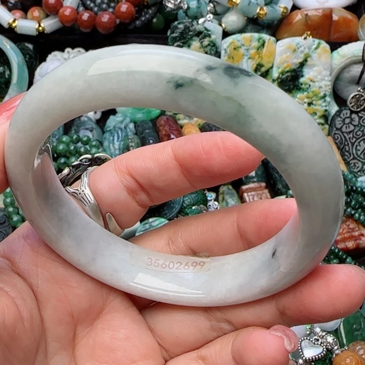 翡翠手镯未镶嵌天然A货75