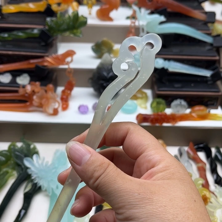 蛇纹石玉未镶嵌岫玉发簪