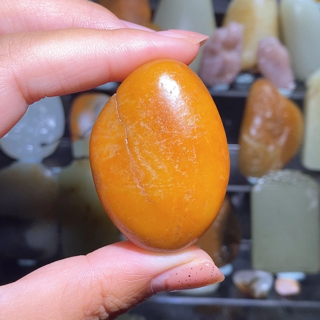 那***谁和田玉未镶嵌颈饰