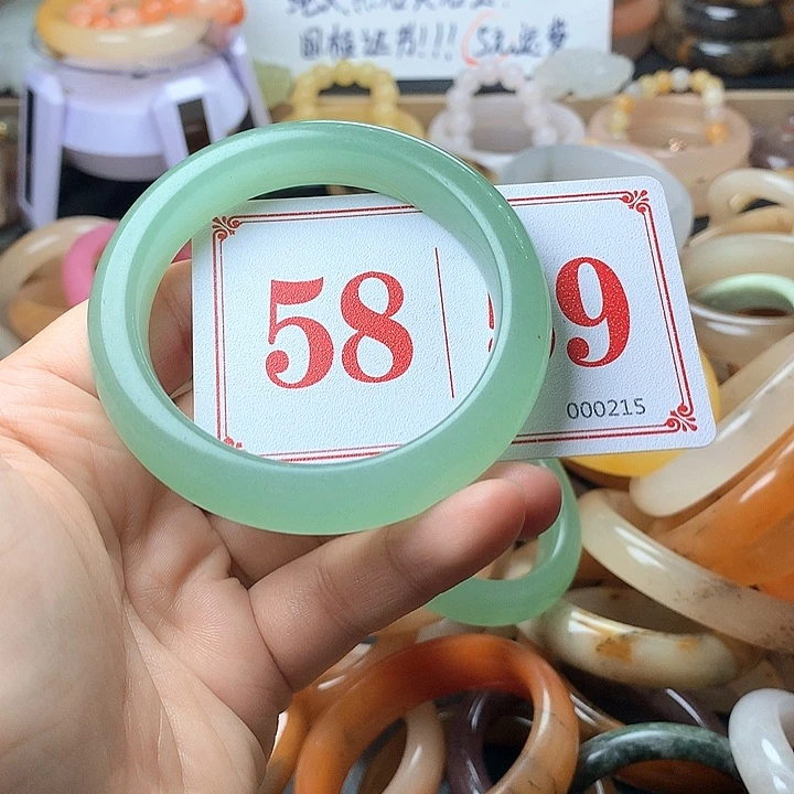 石英质玉（黄龙玉）未镶嵌手镯