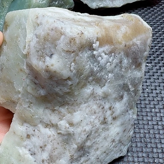 和田玉（糖玉）未镶嵌珠宝半成品