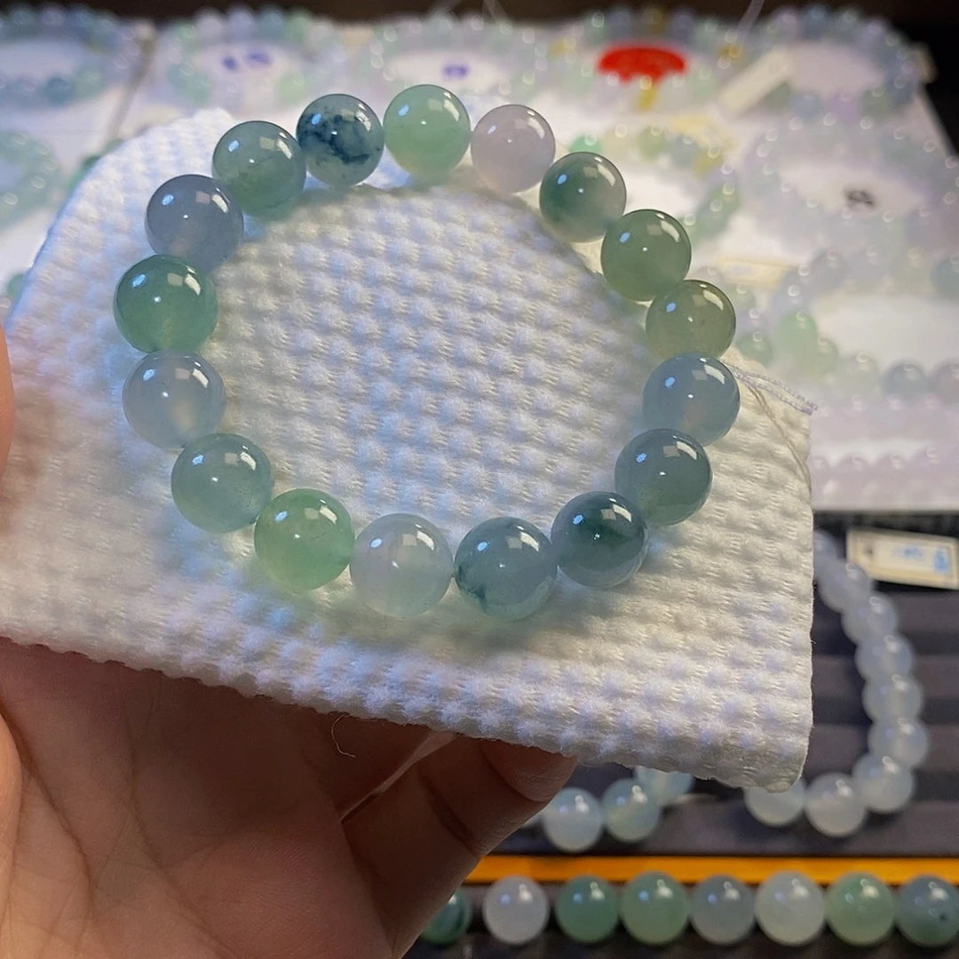定制翡翠未镶嵌翡翠.