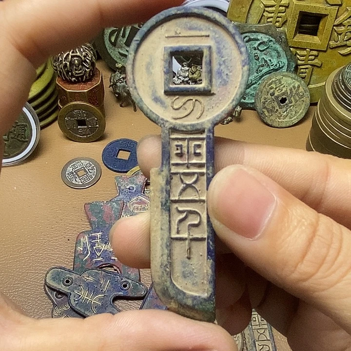 铜铁合金类工艺品
