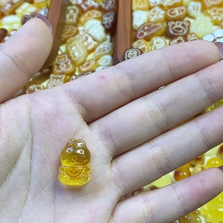 琥珀未镶嵌珠宝奇石兔子