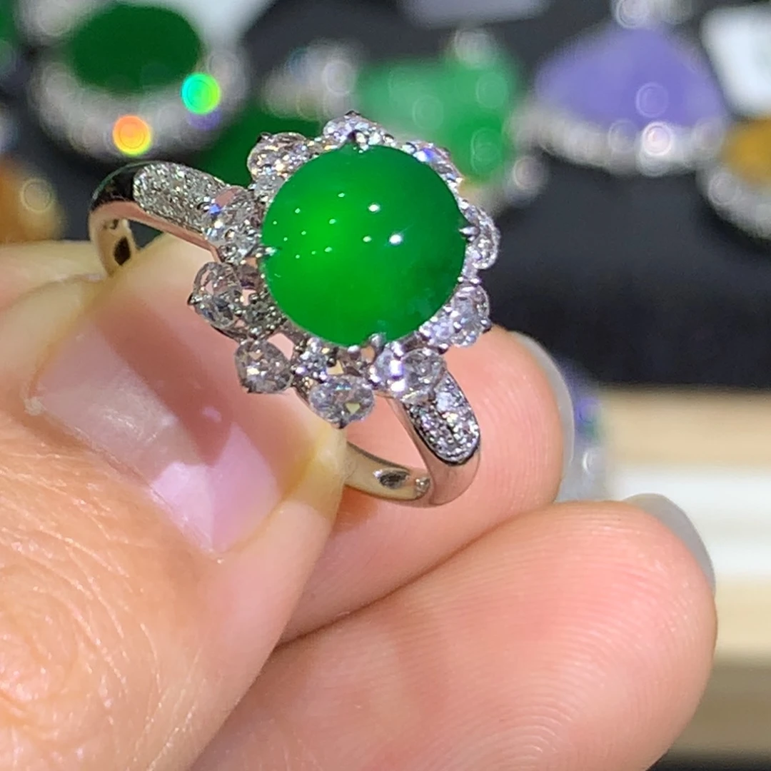 翡翠戒指18K金镶嵌8、