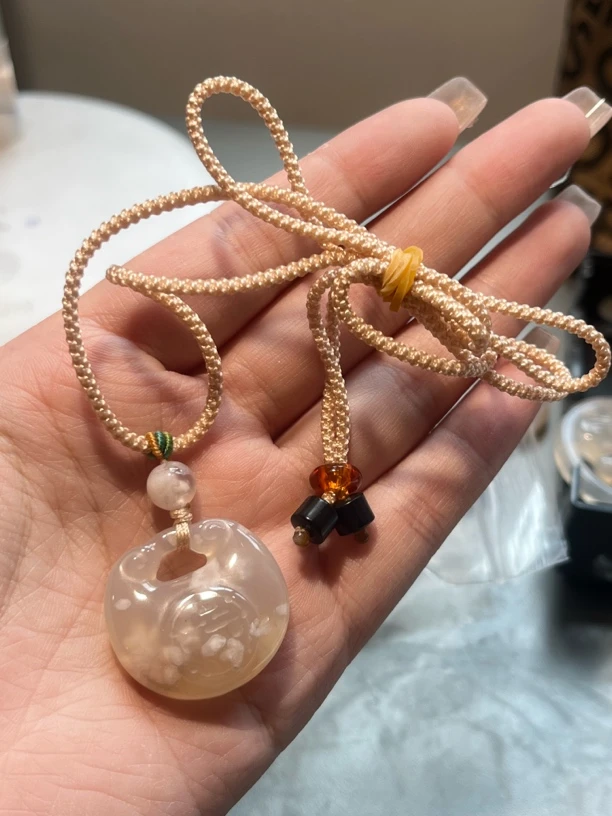 非金属布艺吊坠 祥云锁设计精美送礼佳选