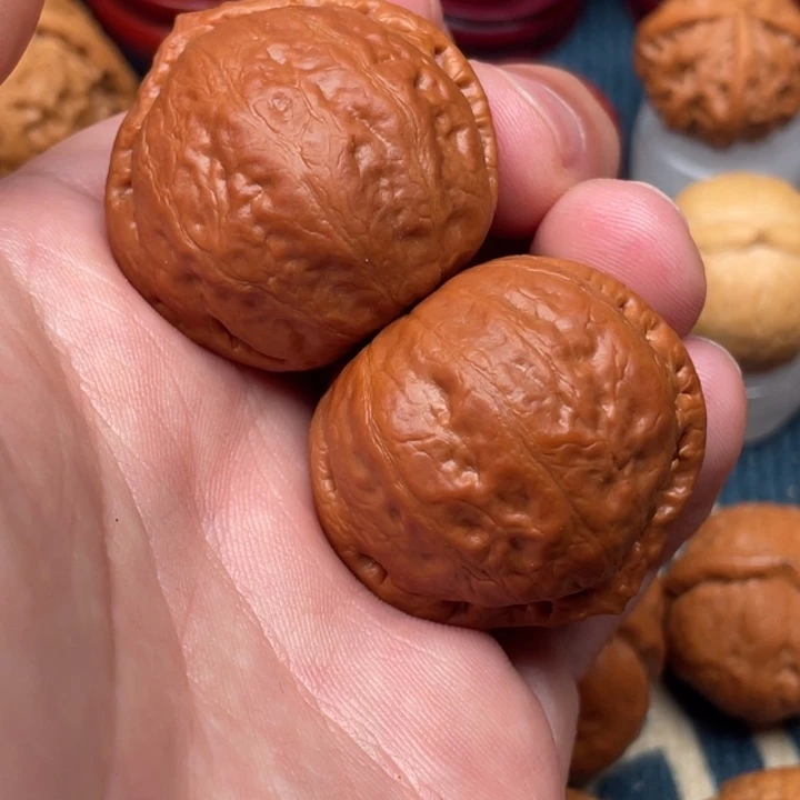 文玩核桃把件大寿桃