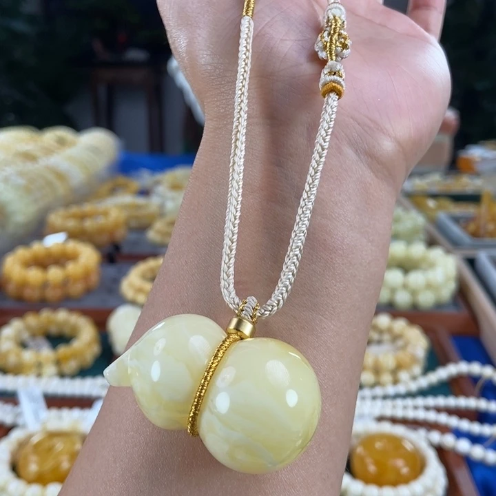 琥珀未镶嵌珠宝奇石16.5白蜡葫芦吊坠