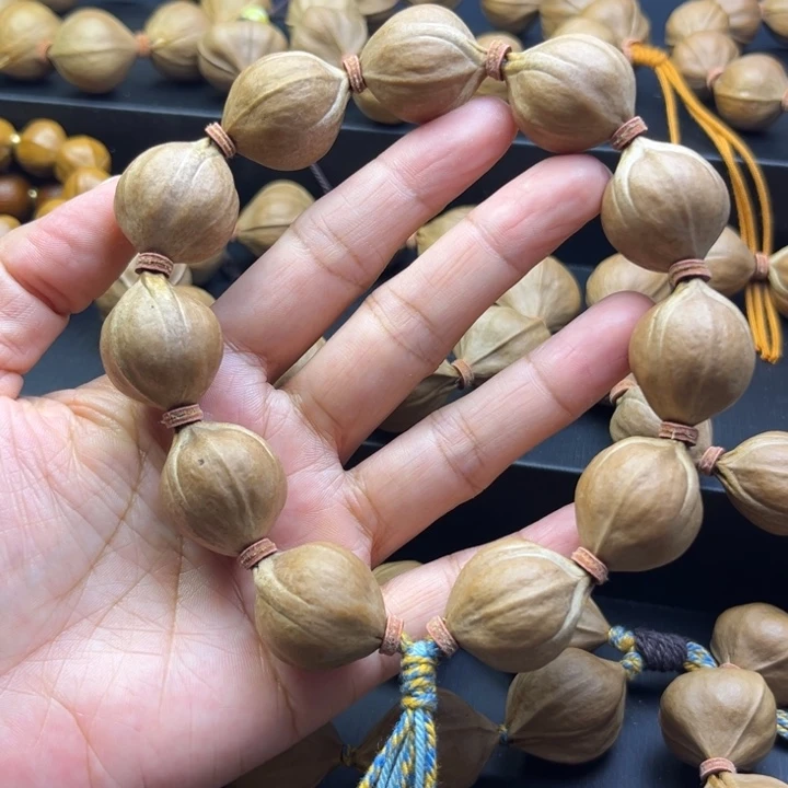 刘***亮手串/手链橄榄核铁核2.0*2.5