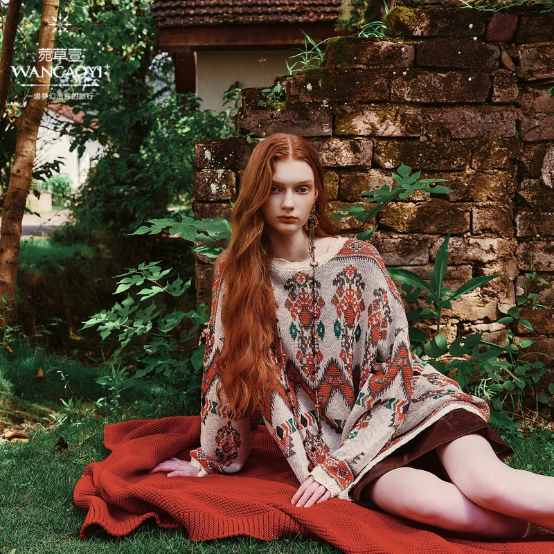 菀壹秋季女民族异域风提花毛衫百搭休闲减龄套头针织衫G10951431