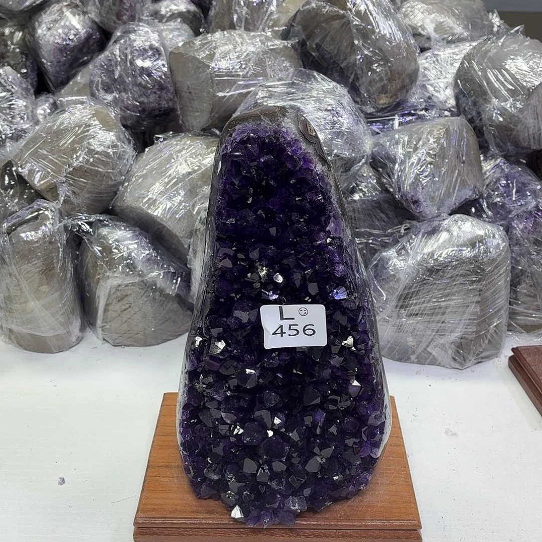 水晶摆件未镶嵌天然紫水晶