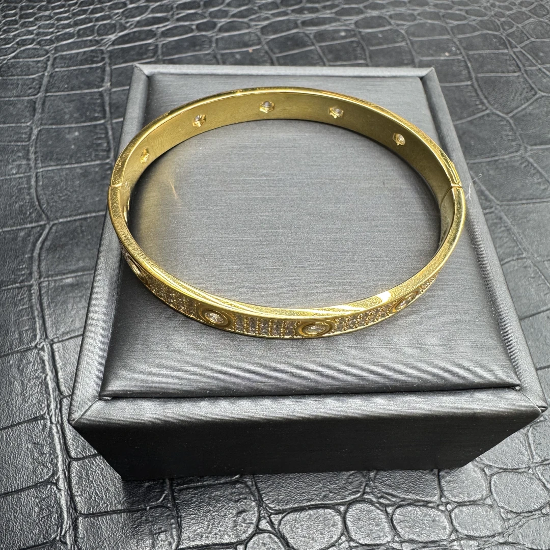 带包装 【樱桃珠宝】.黄金色满天星宽排手镯