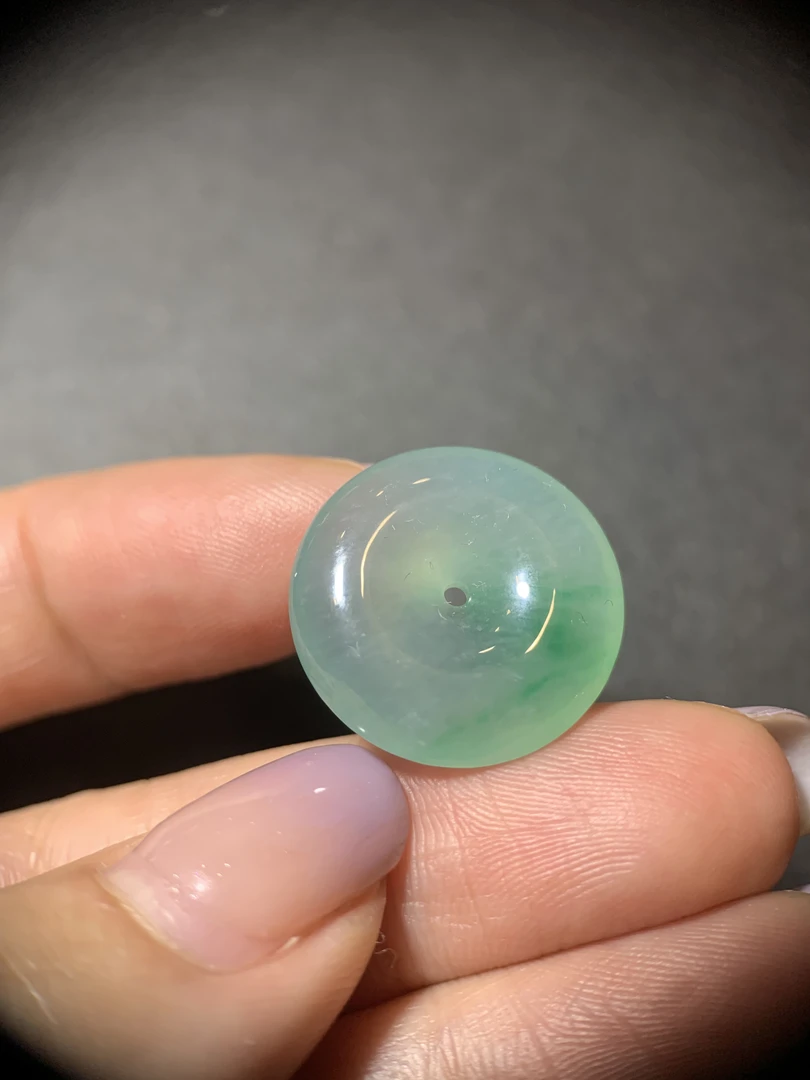 缅甸高冰玻璃胶感飘绿冰透