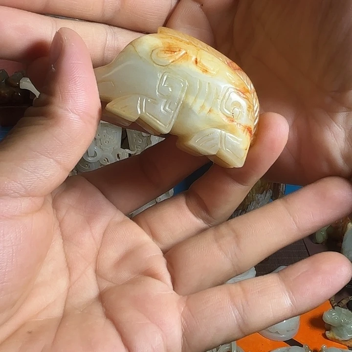 通***轩未镶嵌和田玉挂件