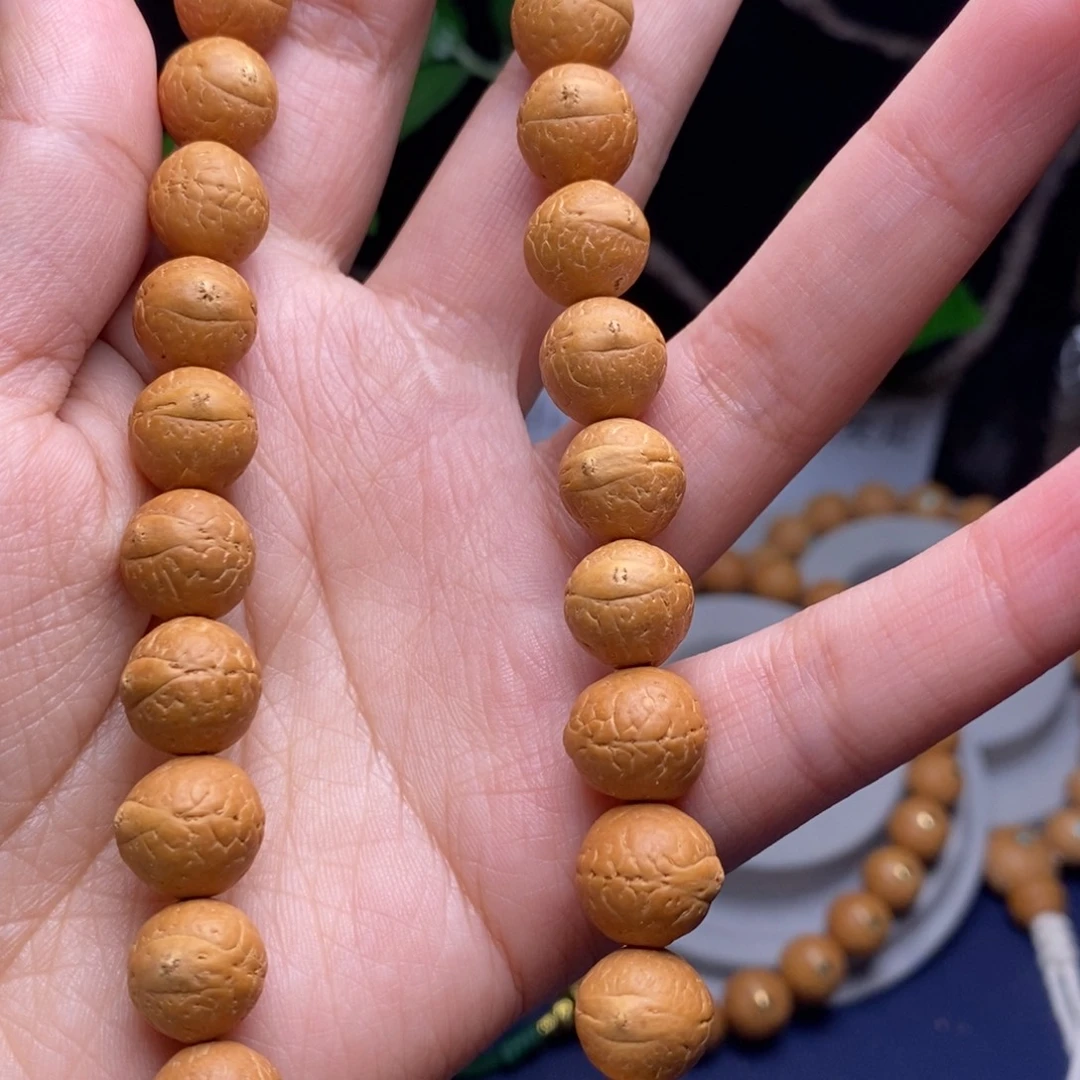 赵***东吊坠凤眼菩提11手持