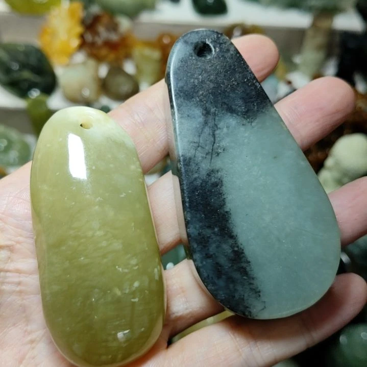 未镶嵌岫玉手把件款式