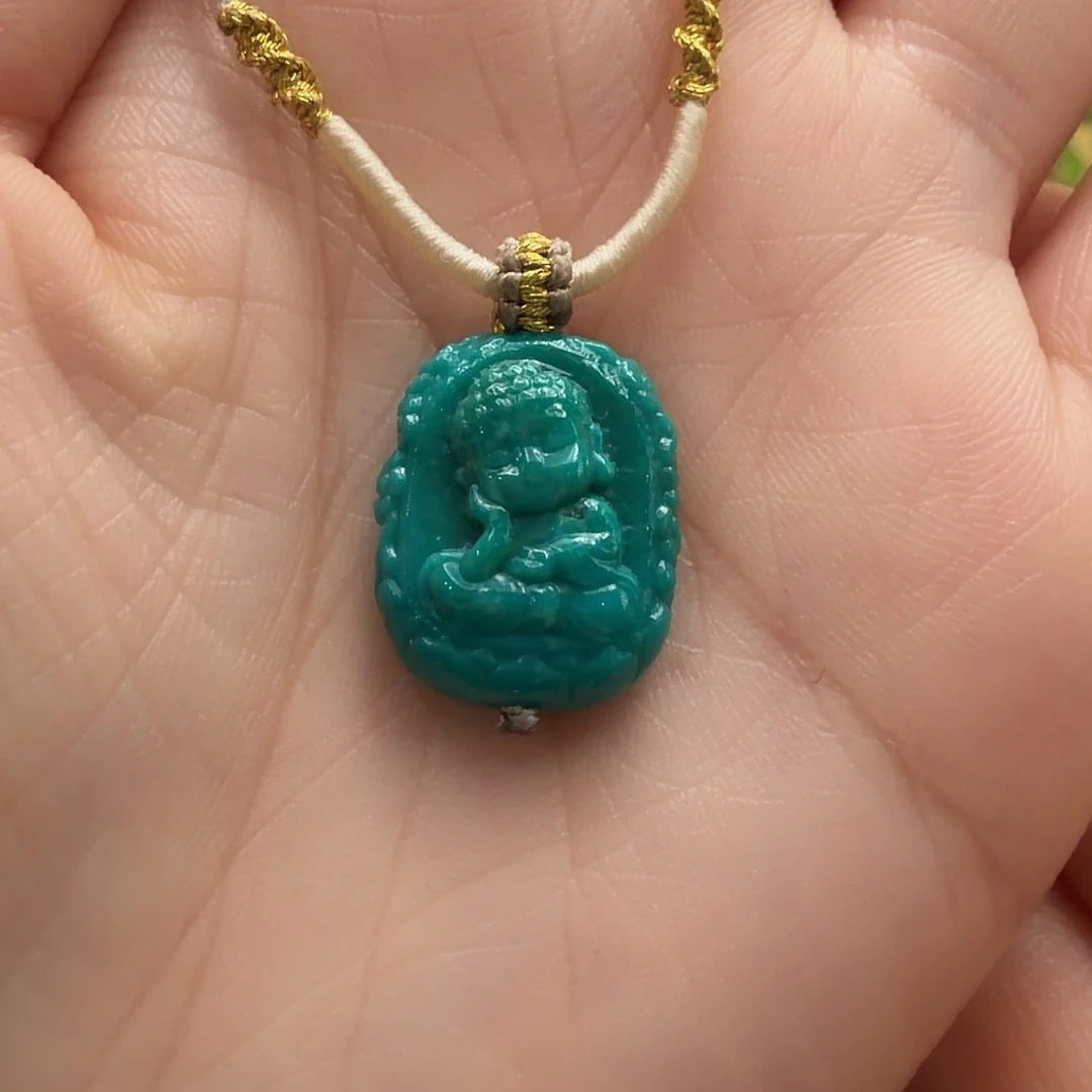 绿松石未镶嵌颈饰