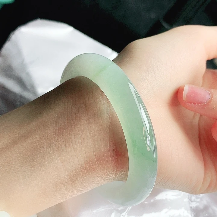 翡翠未镶嵌手镯缅甸天然a货翡翠手镯82号