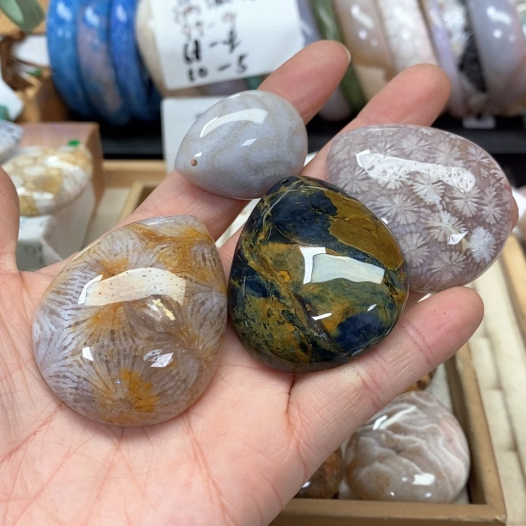 硅化珊瑚（珊瑚玉）手链未镶嵌宠*176