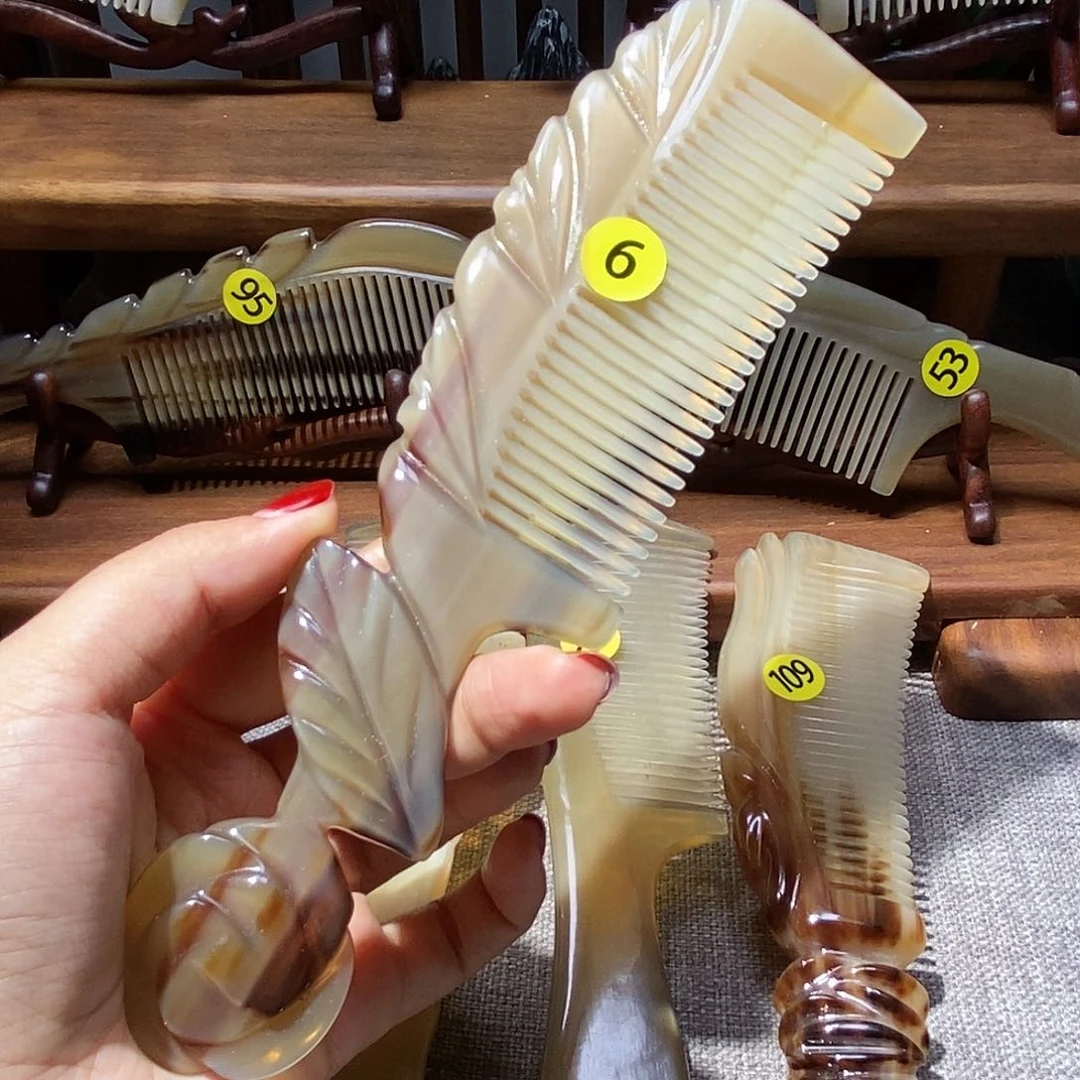 6 枫叶牛角梳牛角梳