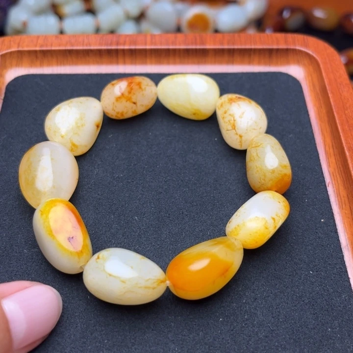 和田玉未镶嵌手链