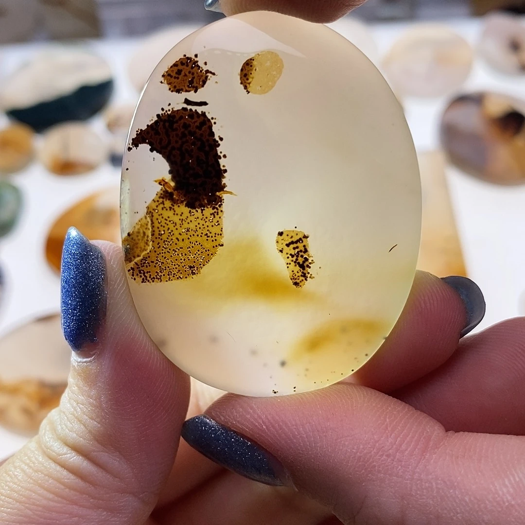 未镶嵌玛瑙/玉髓珠宝奇石