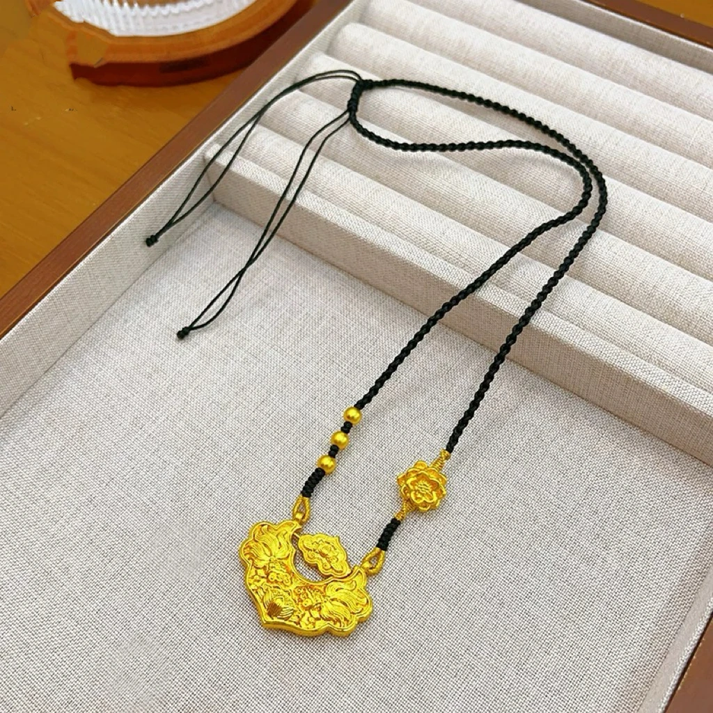 铜合金吊坠 双鱼锦鲤锁包吊坠项链女款手工编织莲花绳毛衣链