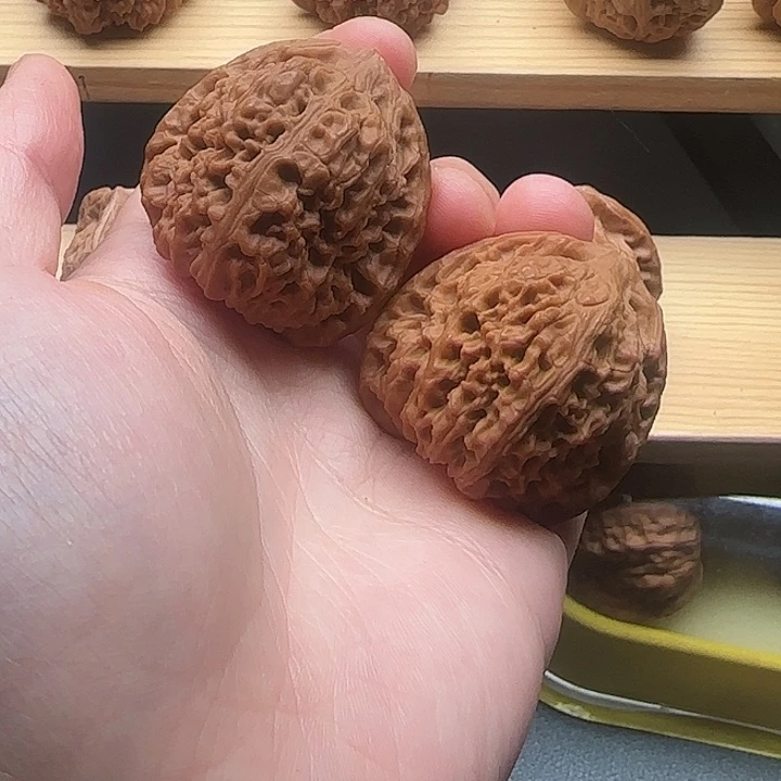 文玩核桃吊坠南将石39尺