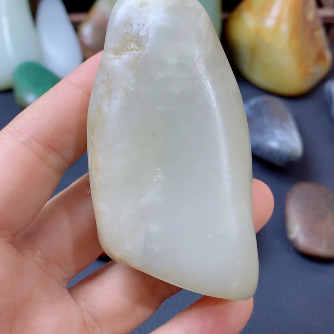 未镶嵌和田玉（糖玉）珠宝奇石