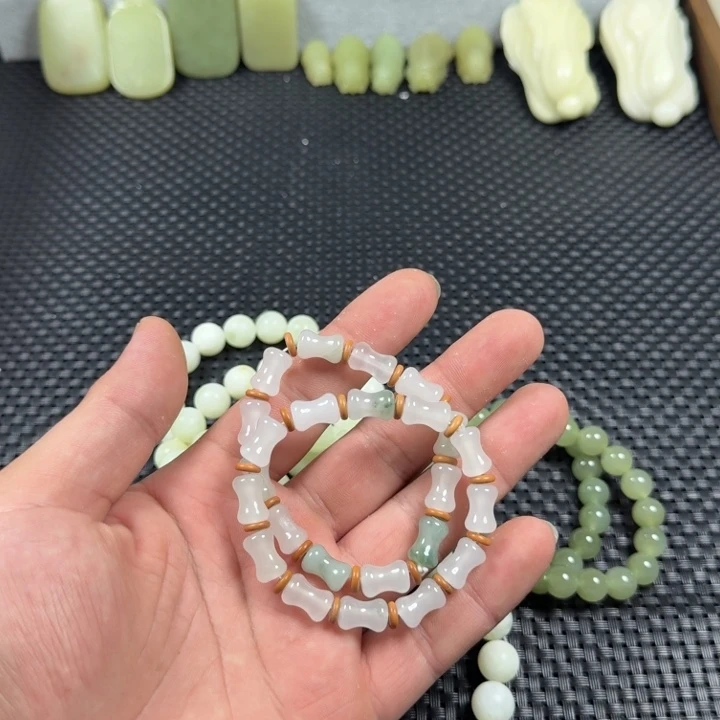 石英质玉手链未镶嵌天山雪翠手链（拍一发一多样性