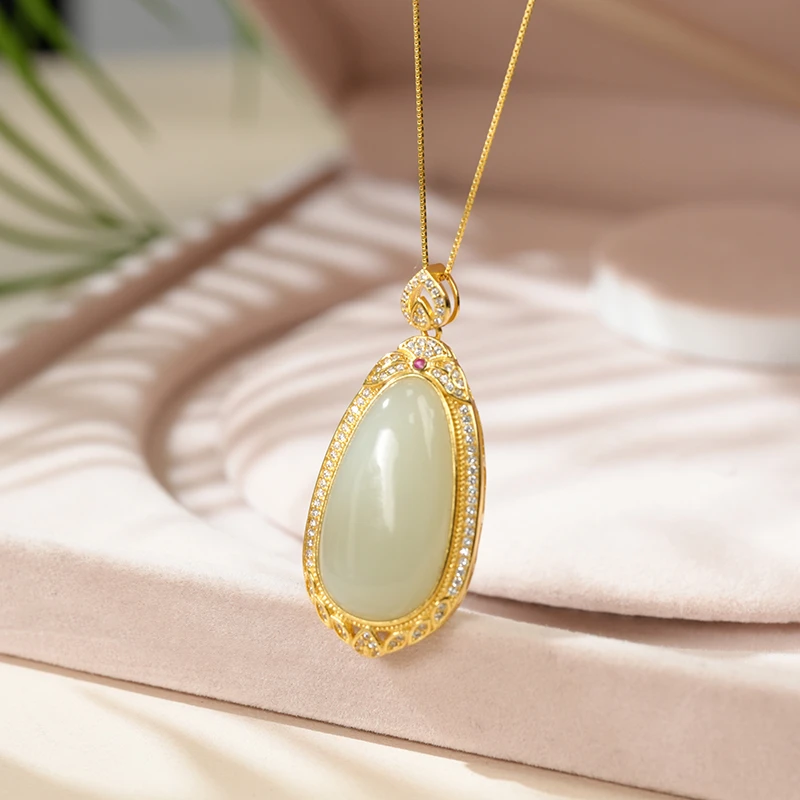 和田玉金镶玉水滴吊坠镂空镶嵌轻奢奢侈气质百搭简约挂坠首饰银镀