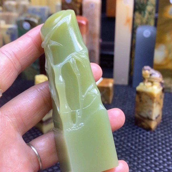 广东石斯*丽青田石印章石