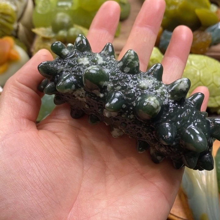 蛇纹石玉未镶嵌挂件