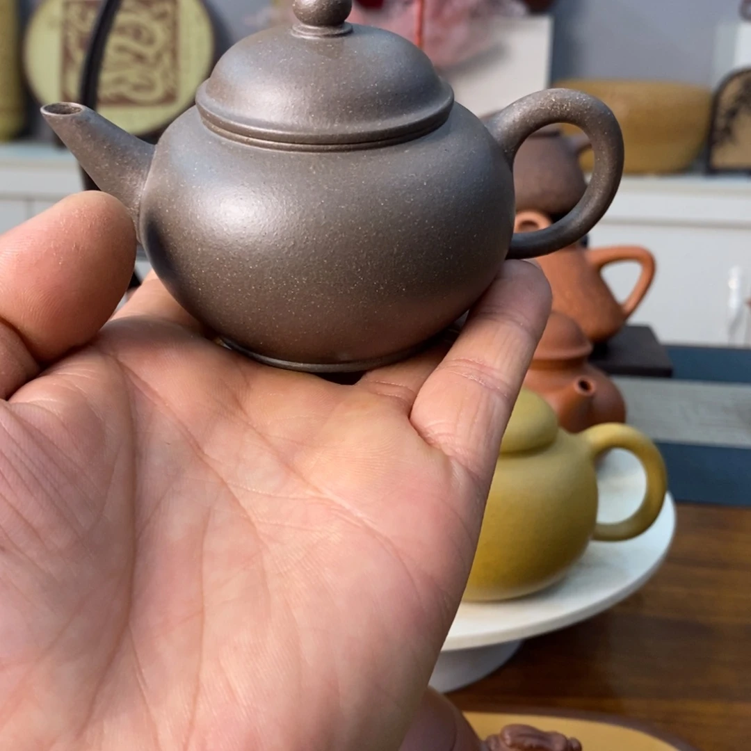 本山绿泥茶壶齐**张宜兴紫砂壶名家作品