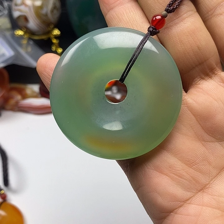 玛瑙/玉髓未镶嵌珠宝奇石