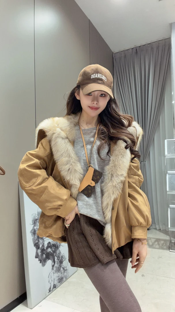 KL/蔻吕-726-莎莎精选（绒晴）狐狸毛90鹅绒保暖百搭外套