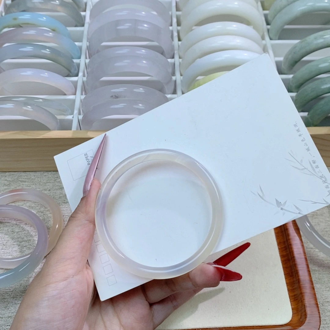 玛瑙/玉髓未镶嵌手镯60