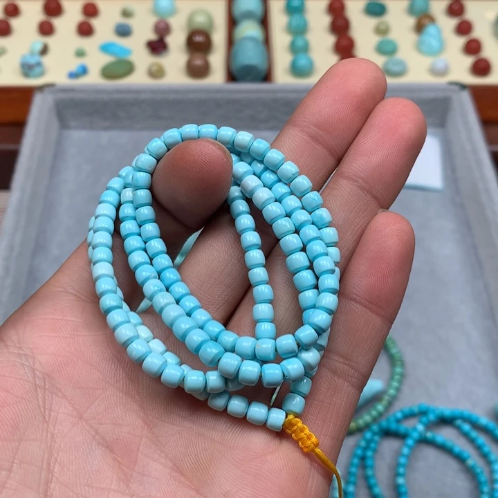 绿松石配饰未镶嵌