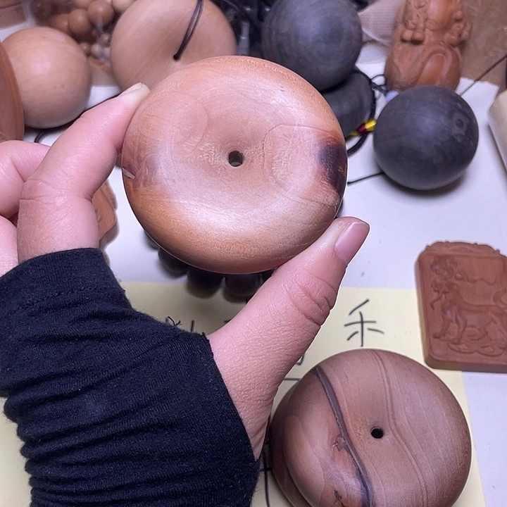 檀香木老山檀香面包圈瑕疵