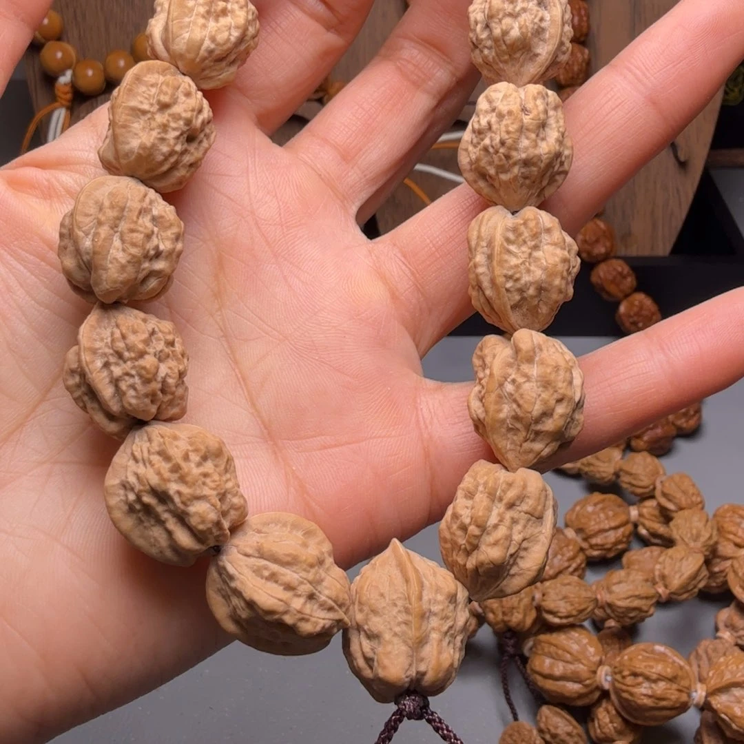 手串文玩核桃16大17小全品雪蛤