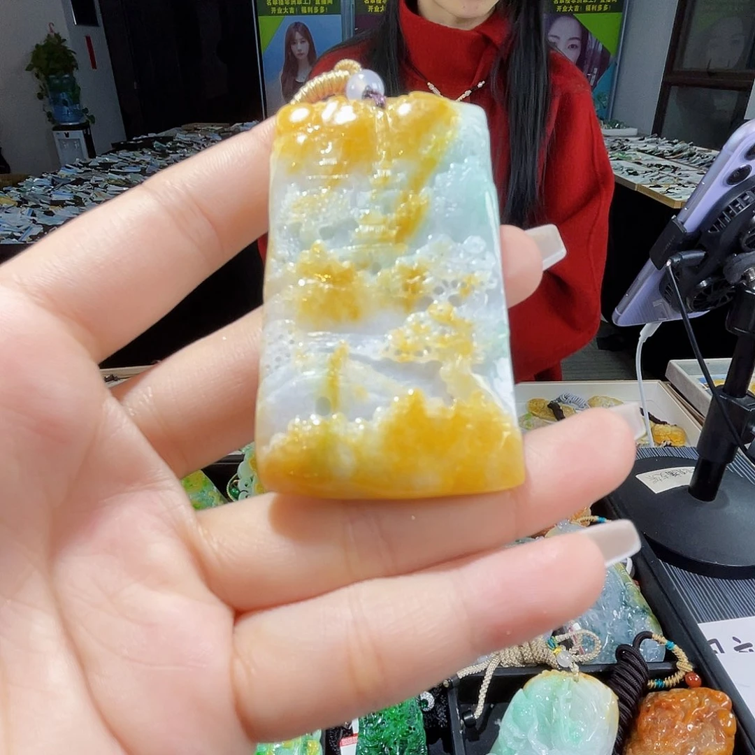 颈饰未镶嵌翡翠一