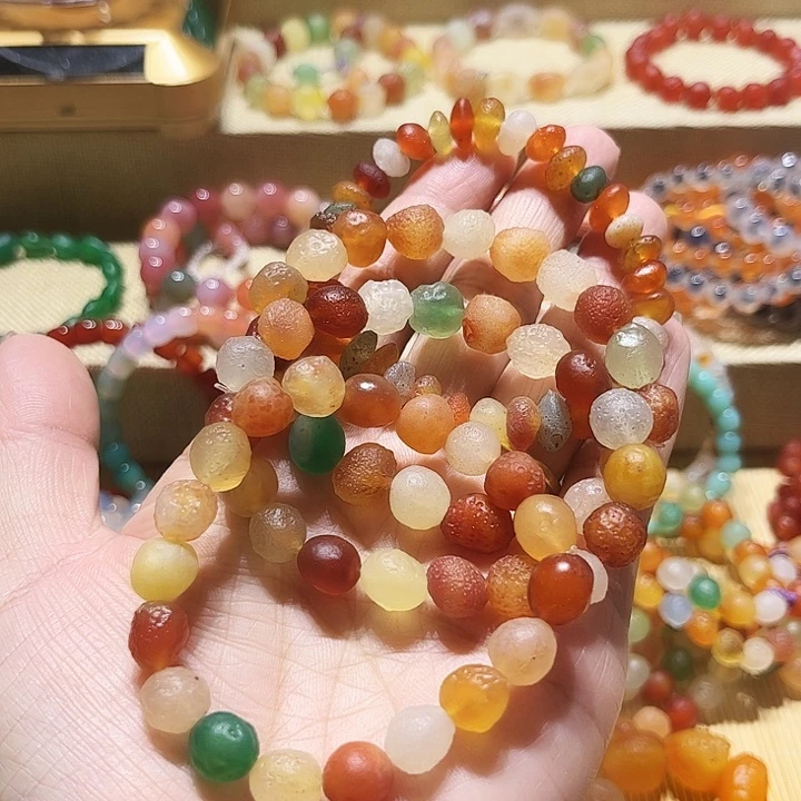 洋***意玛瑙/玉髓未镶嵌手链