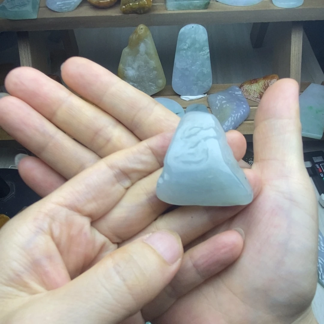 翡翠未镶嵌颈饰天然