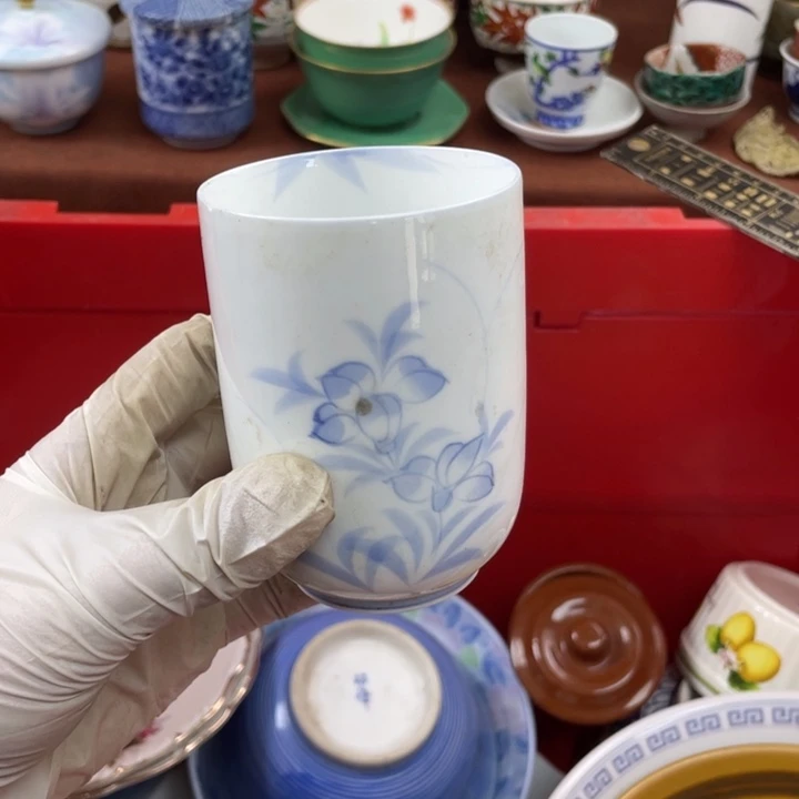 他家瓷器真美…开播了