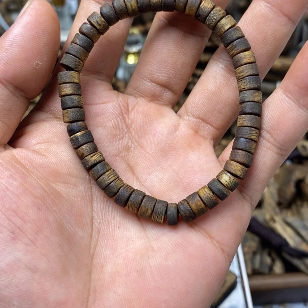 沉香沉香碎屑钮扣/3