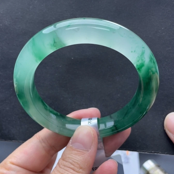 石英质玉未镶嵌手镯56-57