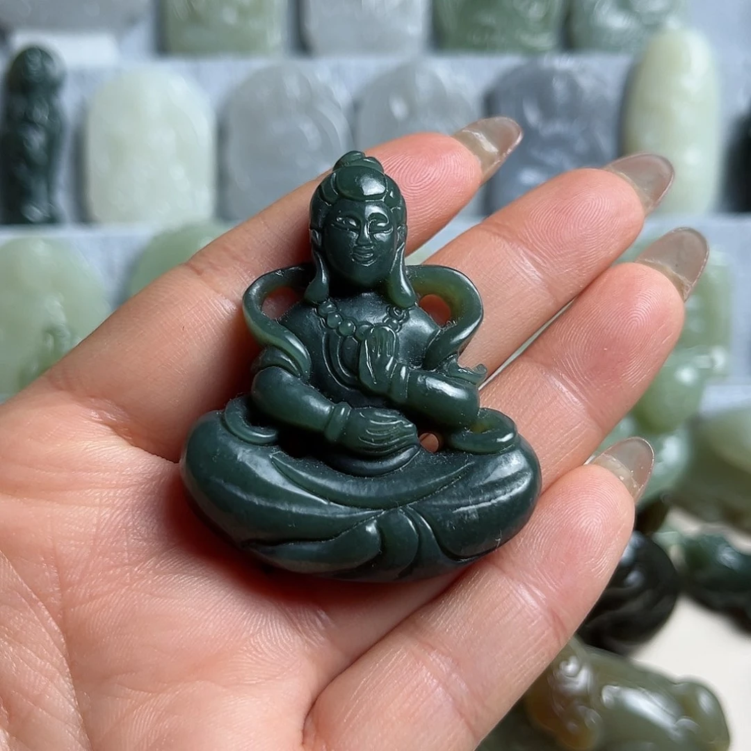 和田玉未镶嵌挂件