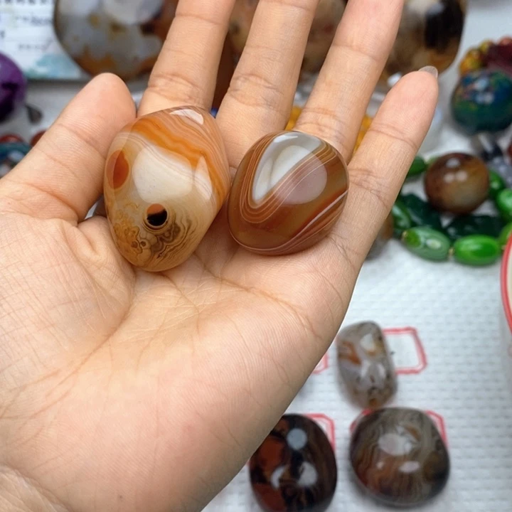 海***蓝未镶嵌颈饰玛瑙/玉髓