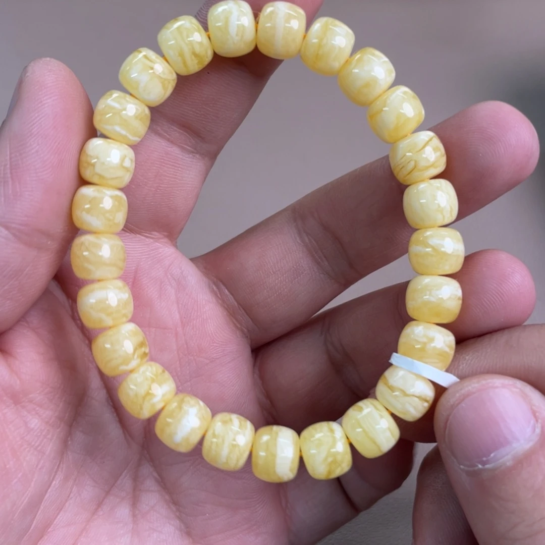 琥珀裸石未镶嵌0410000000